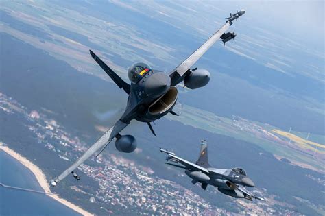 The Netherlands and Denmark will give F-16 fighter jets to Ukraine, the Dutch prime minister says